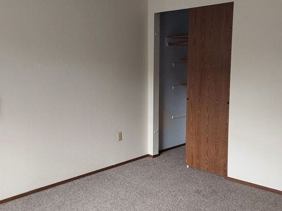 4th image of 7414 152nd Street Ct E APT A