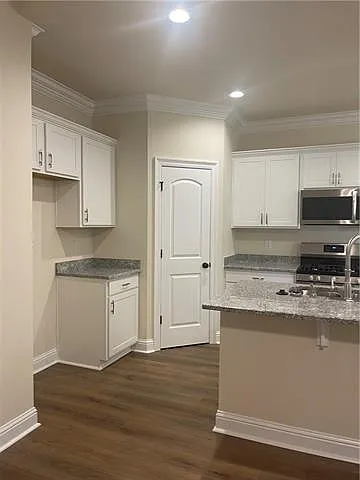 22091 Giselle Dr — Photo 8