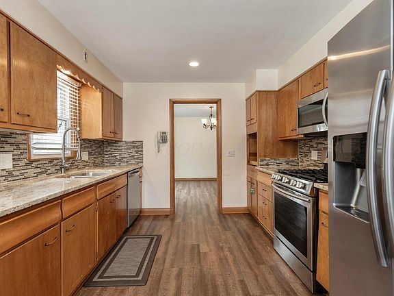 4th image of 274 Kanawha Rd