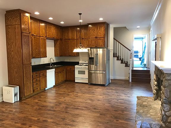 5th image of 2290 Waltonia Dr
