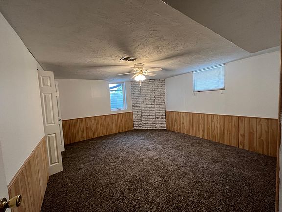 5th image of 2122 Stockwell St