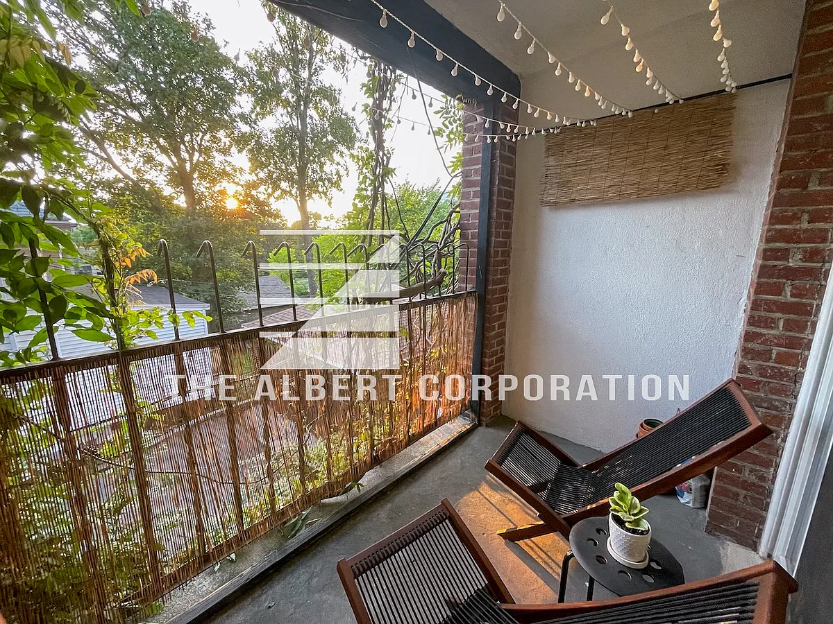 Building Photo - 321 S Huntington Ave #3