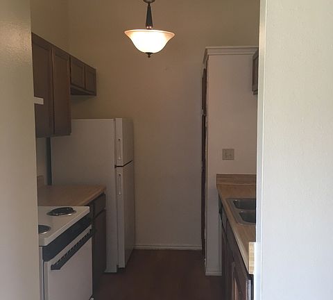 5th image of 5225 Gawain Dr