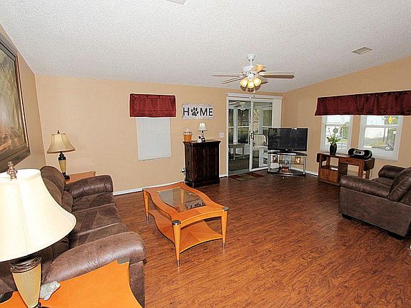 2nd image of 1216 Panama Pl