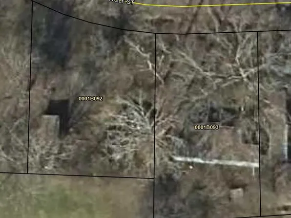 38 Wolf St, Rossville, GA 30741