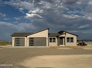 680 Emerald Ln, Battle Mountain, NV 89820