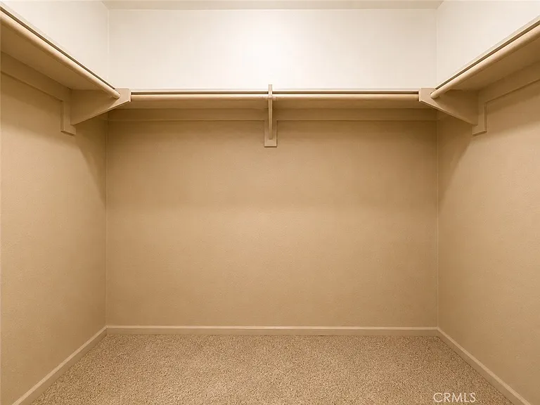 23707 Sandalwood St — Photo 11
