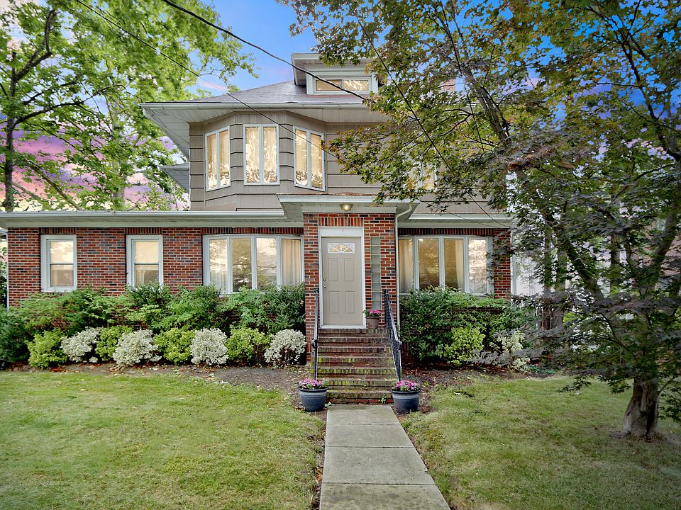 1st image of 725 Collings Ave
