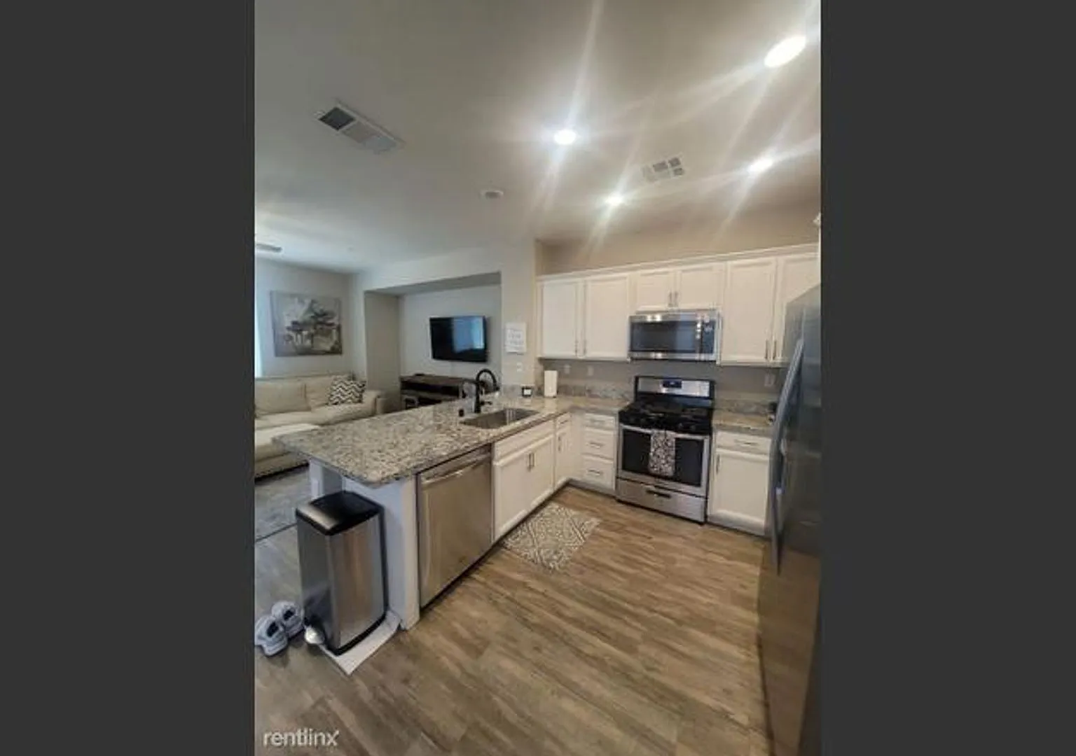3-Bedroom, 2.5 Bath Single Family for Rent in Fair Oaks, CA| 1-Car Garage Parking | Covered Patio... — Photo 4