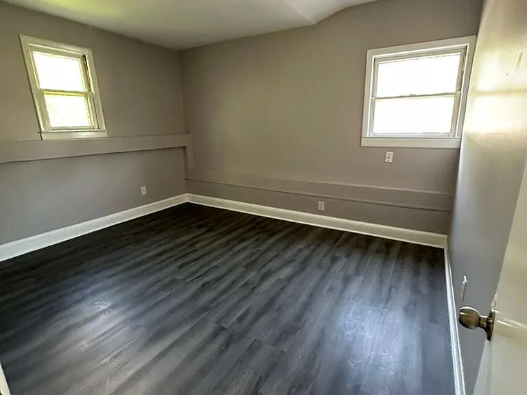 219 S Orchard St — Photo 5