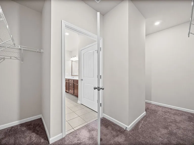 3722 Pelham Wood Dr — Photo 4