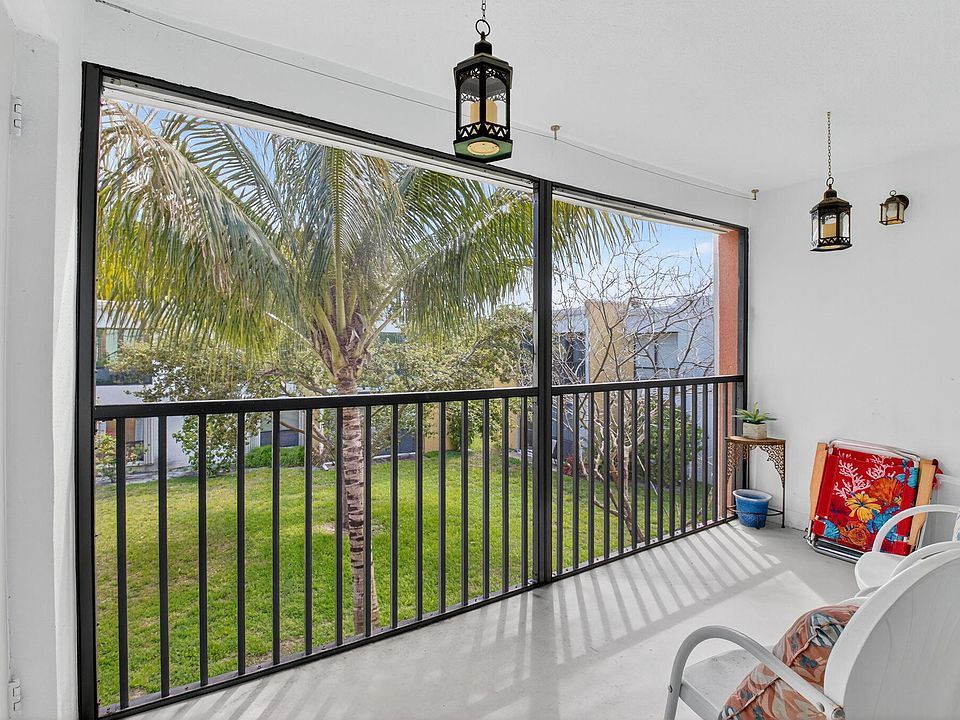 1st image of 516 Osprey Drive #13c