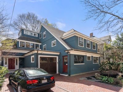 83 Fuller St #2, Brookline, MA, 02446