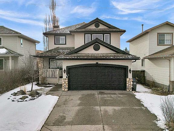 4th image of 92 E Bow Ridge Cres