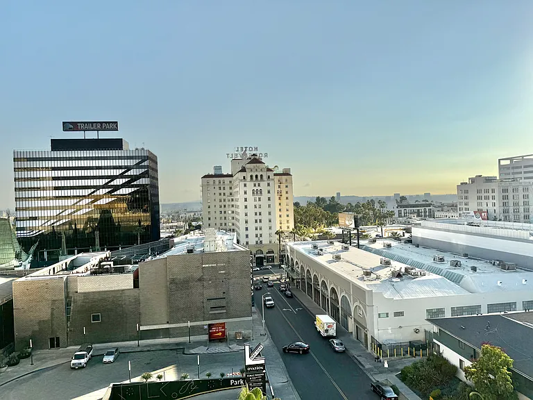 Incredible sunsets from this west facing balcony unit!