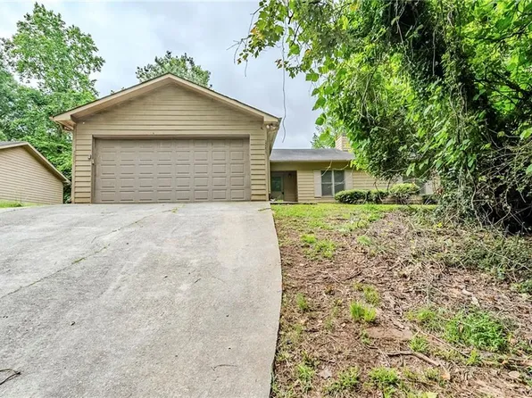 5257 Flat Creek Rd, Gainesville, GA 30504