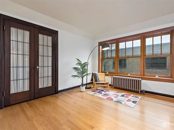 519 W Roy Street #402, Seattle, WA 98119