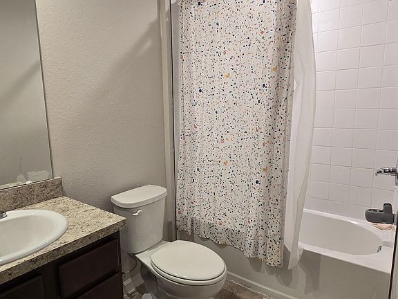 5th image of 5960 CREEKSIDE CROSSING Drive