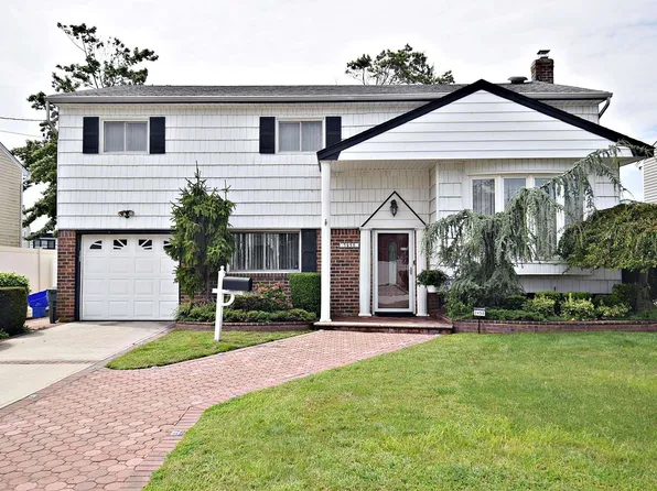 3458 Carey Lane, Baldwin, NY 11510