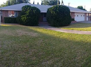 137 Main St, Clint, TX 79836