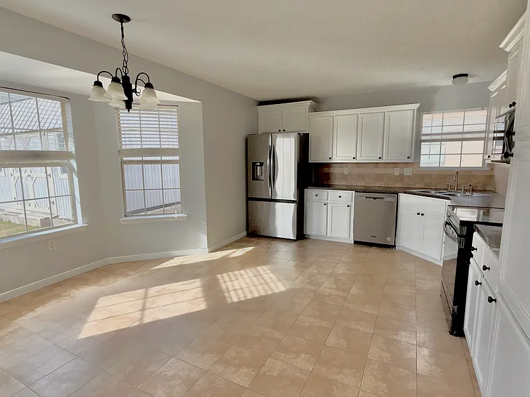 2107 Gail Dr — Photo 7
