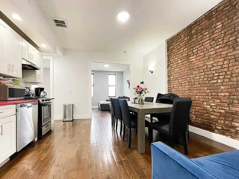 733 Dekalb Ave #3F — Photo 1