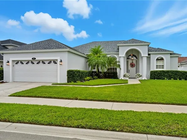 189 Skipping Stone LN, NAPLES, FL 34119