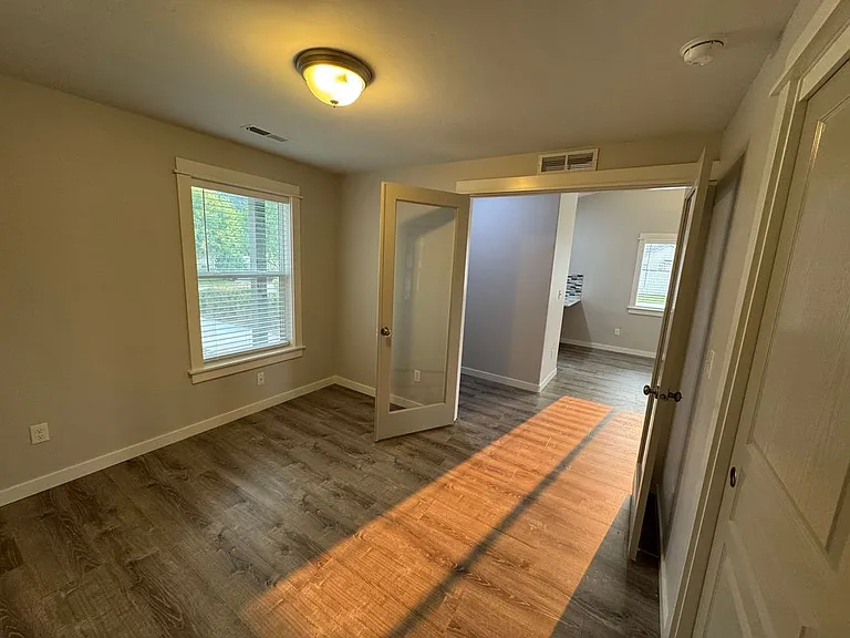 2205 E Elm Grove Dr — Photo 6