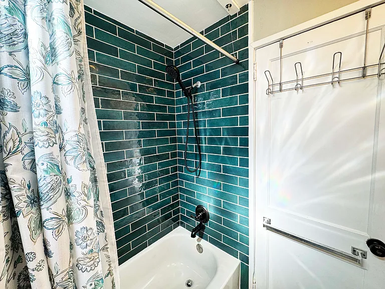 4212 Haldane St #2 — Photo 13