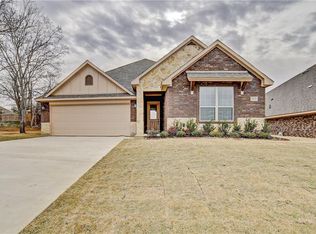 915 White Marlin Dr, Burleson, TX 76028