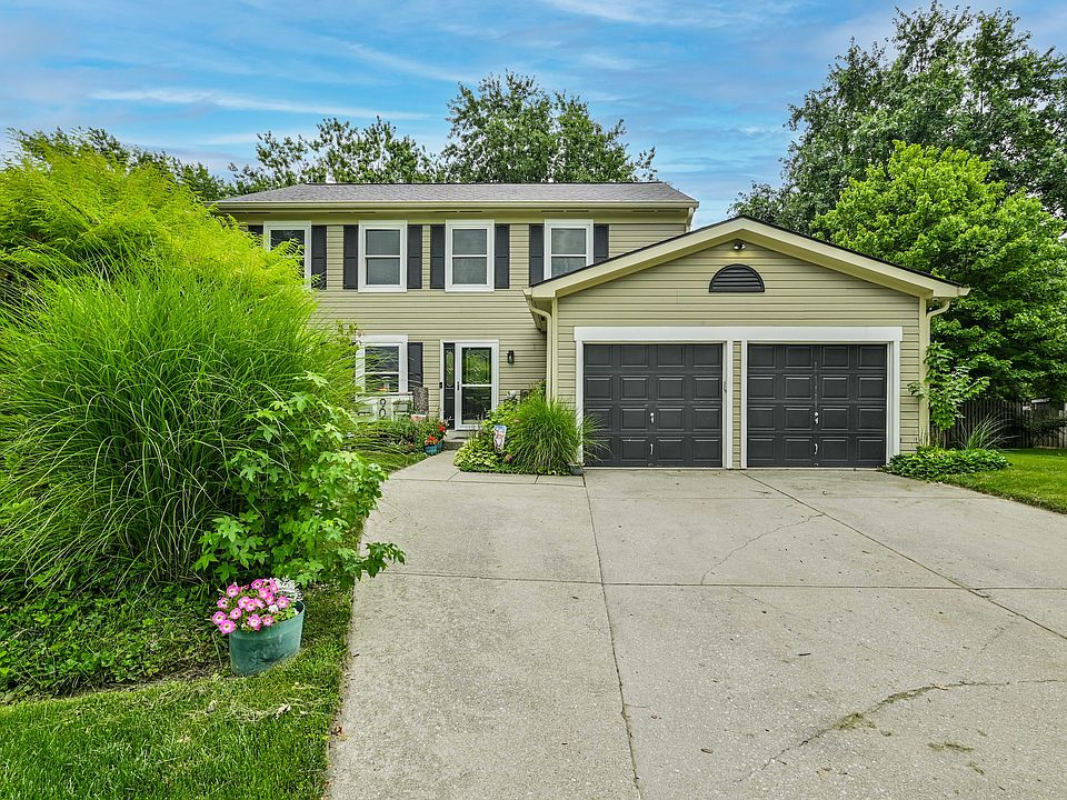 1st image of 909 Farmview Ln