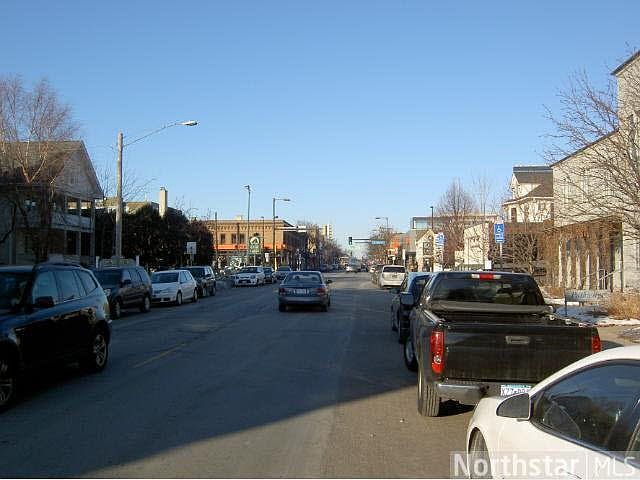 2nd image of 3120 Hennepin Avenue S