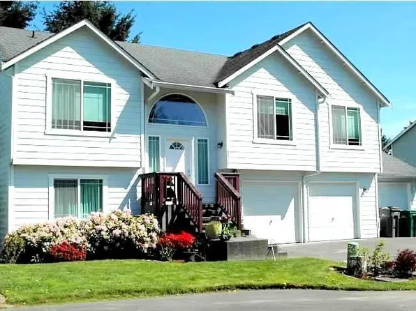 8014 NE 143rd St, Kirkland, WA 98034