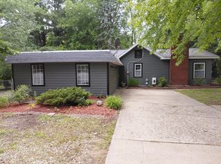 72 Six Mile Rd NE, Comstock Park, MI 49321