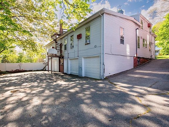 4th image of 12 Prince St