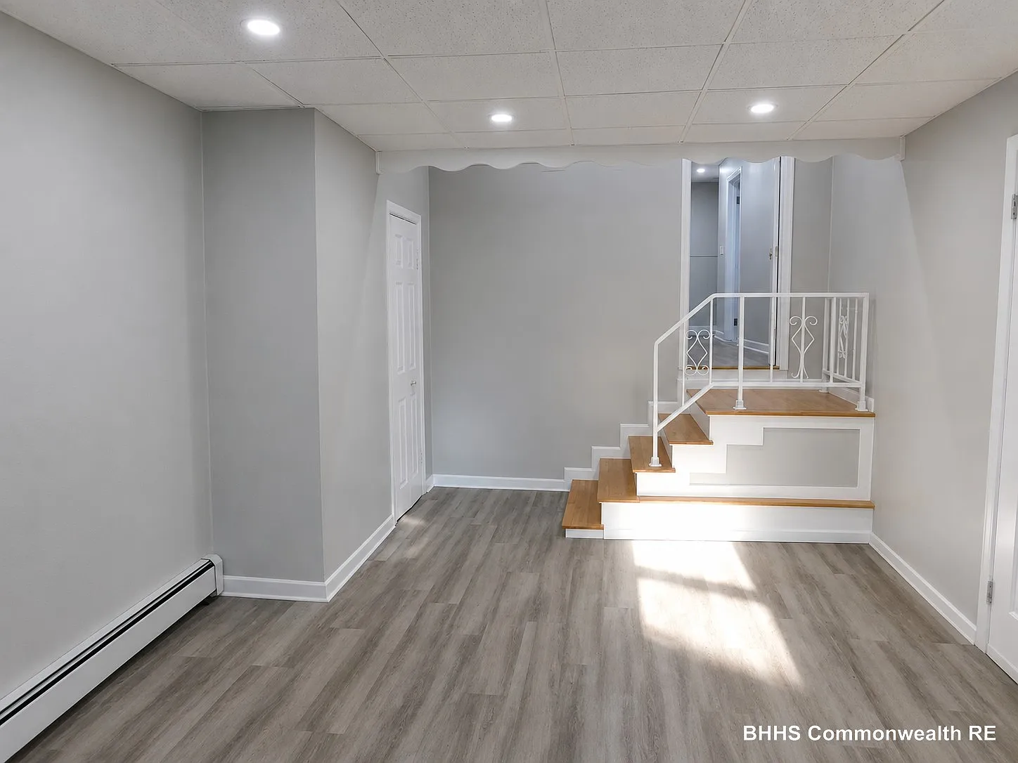 2 bed, 1.0 bath, $2,900 — Photo 3