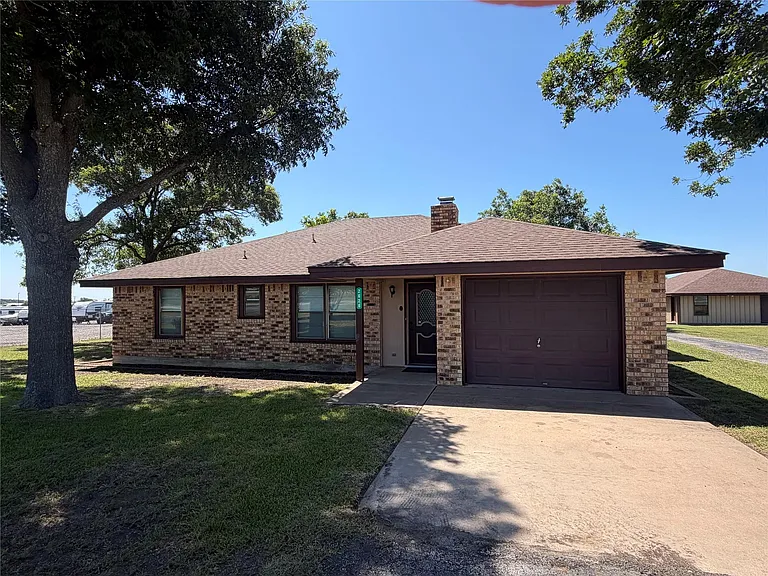 2626 FM 972 — Photo 1