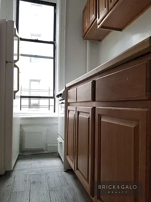 Rented by BRICK & GALO REALTY CORP | media 2