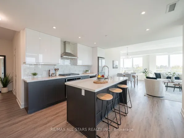 11750 9th Line #433, Whitchurch Stouffville, ON L4A 5G1