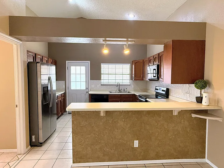 4148 W Villa Maria Dr — Photo 5