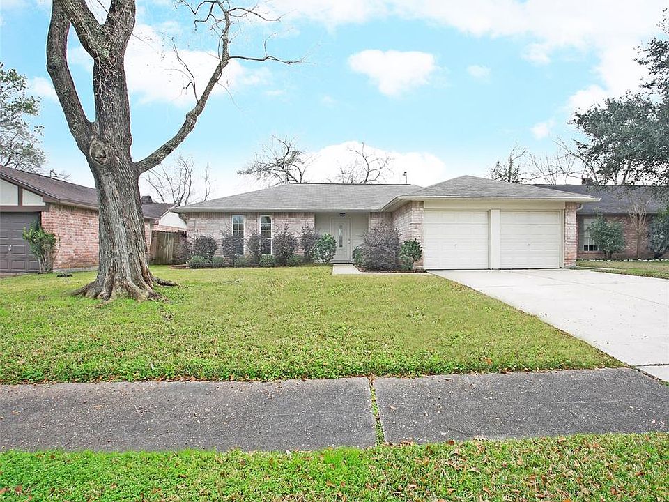 1st image of 16406 Forest Bend Ave