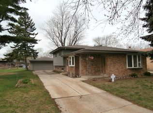 14526 Kolin Ave, Midlothian, IL 60445