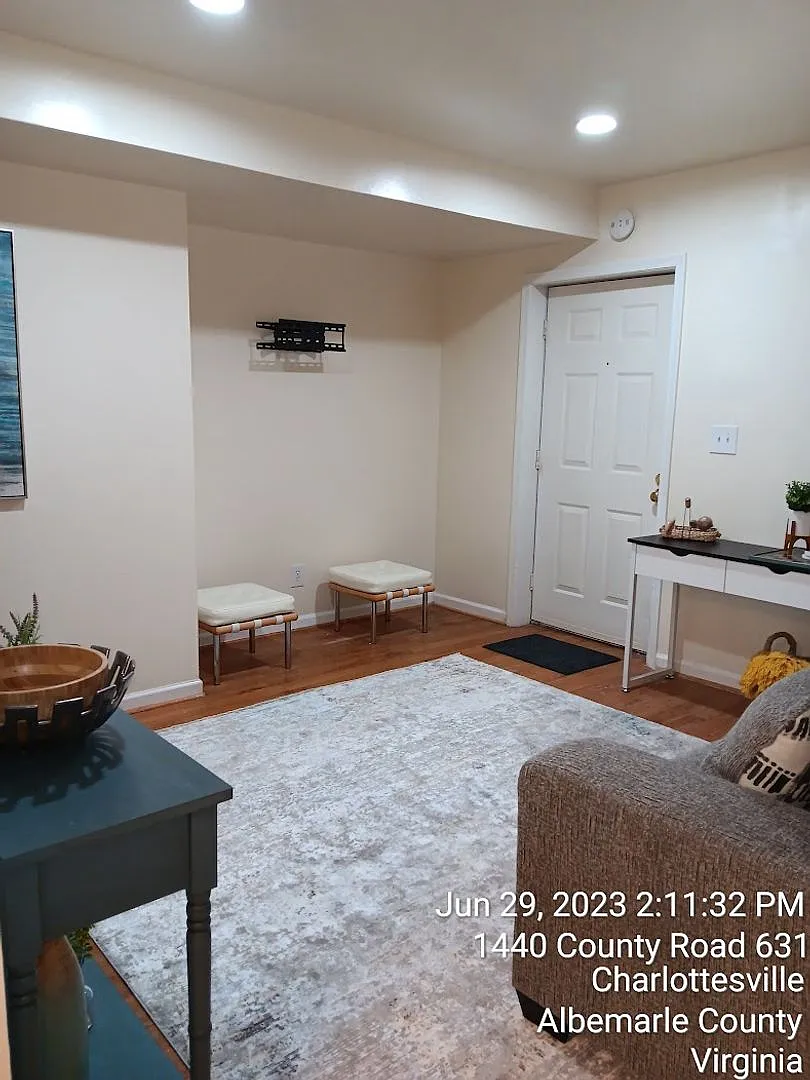 Garden Apartment / 1440 5th ST Apt C / 2 Bedroom 1 Bath — Photo 4