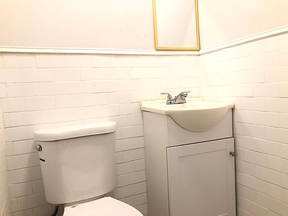 4th image of 45 Pearsall Ave #1E
