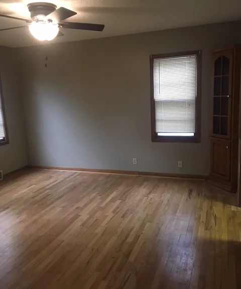 5839 Sahler St — Photo 9