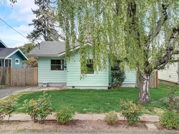 8925 NE Going St, Portland, OR 97220