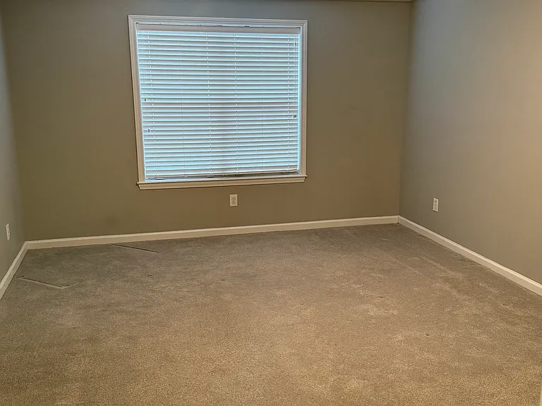 3505 Savannah Park Ln — Photo 5