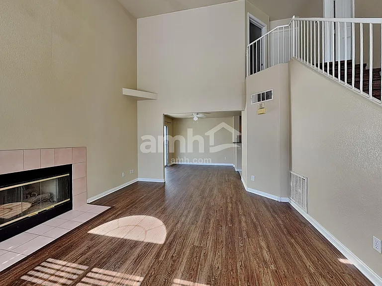 207 Luninborg St — Photo 7