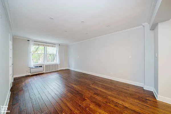 Rented by Brown Harris Stevens | media 12