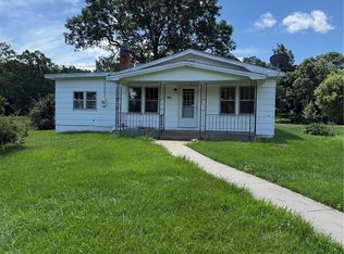 1901 Howell Rd, Doe Run, MO 63637